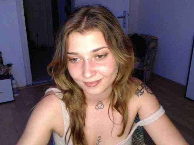 RacyRoby webcam