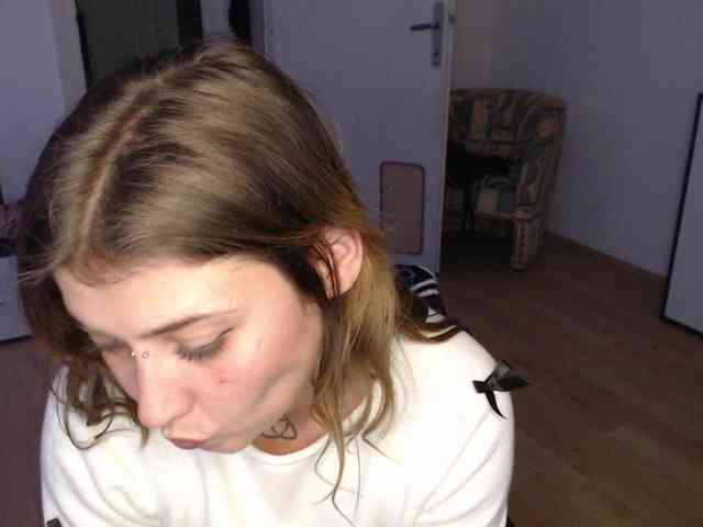 RacyRoby webcam