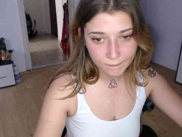 RacyRoby webcam