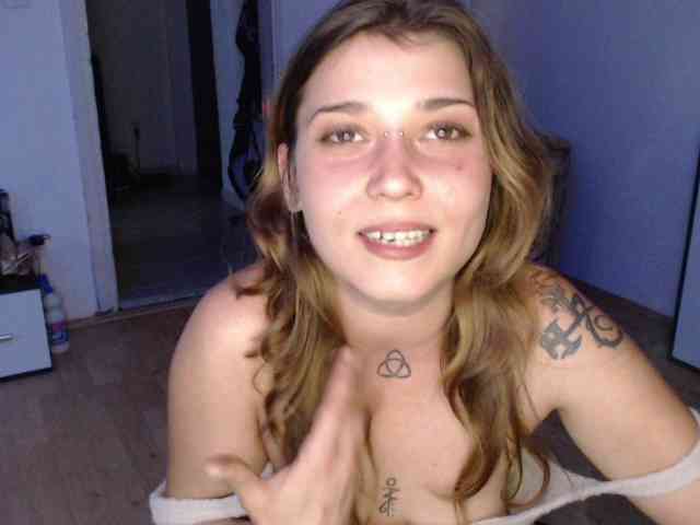 RacyRoby webcam
