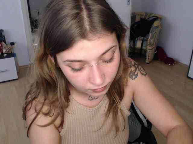 RacyRoby webcam