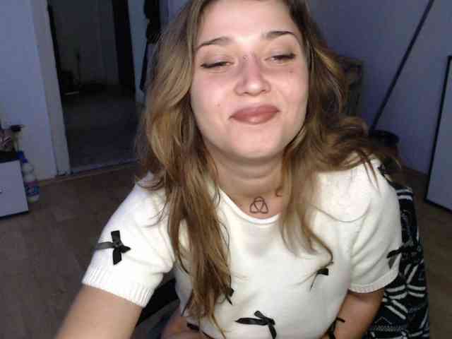 RacyRoby webcam