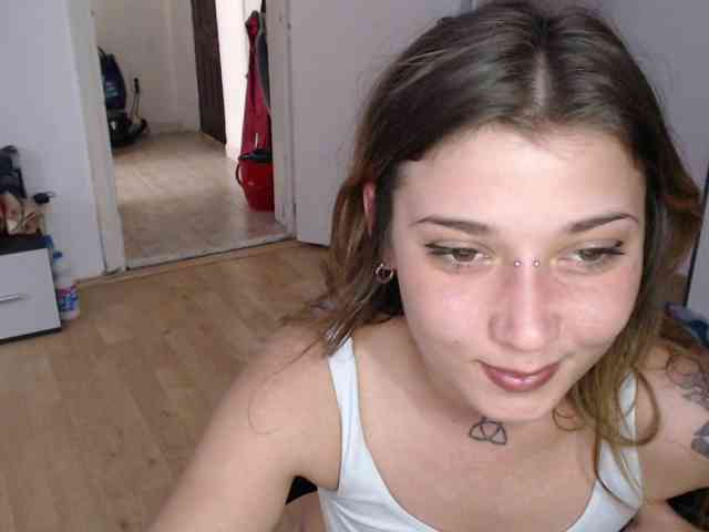 RacyRoby webcam