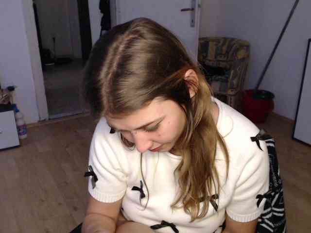 RacyRoby webcam