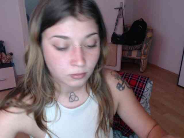 RacyRoby webcam