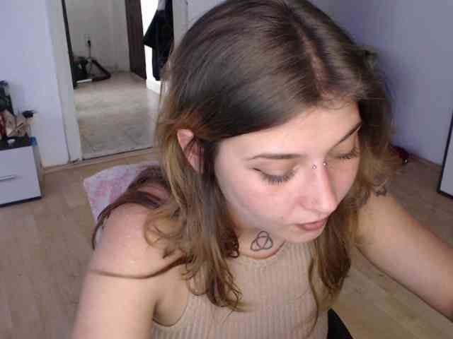 RacyRoby webcam