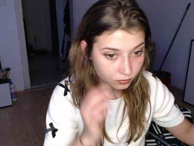 RacyRoby webcam