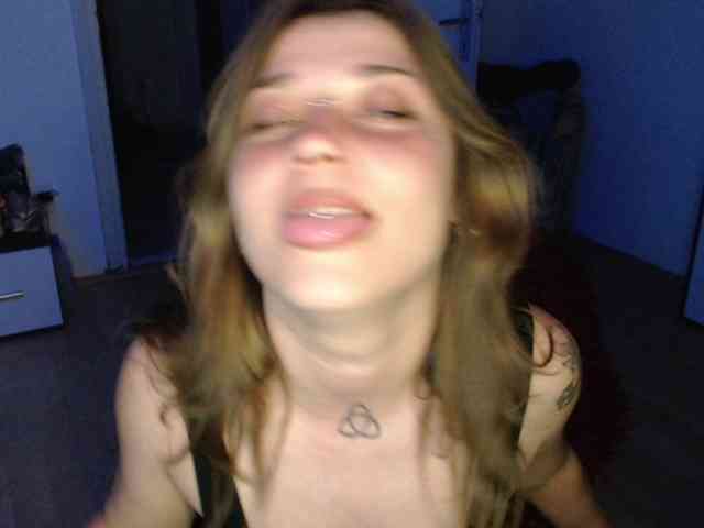 RacyRoby webcam