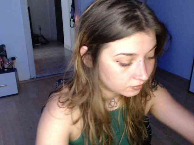 RacyRoby webcam