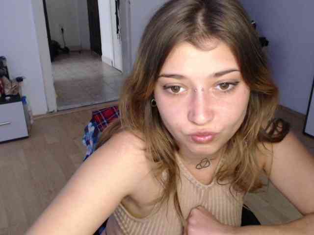 RacyRoby webcam