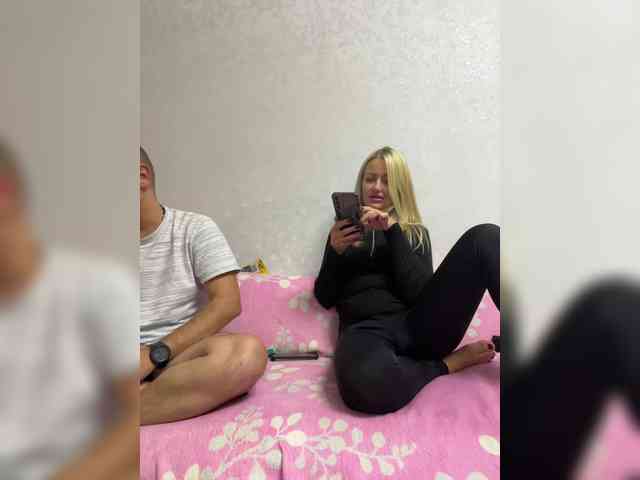 TotheMoonandBack Live Webcam on BongaCams