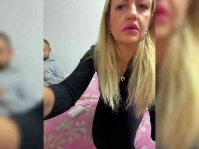 TotheMoonandBack webcam