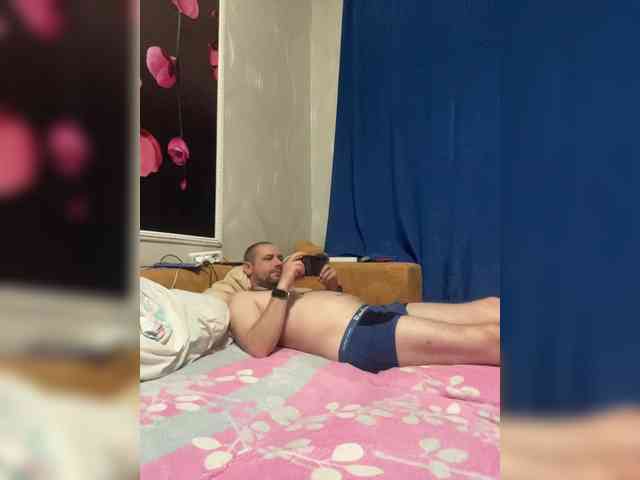 TotheMoonandBack webcam