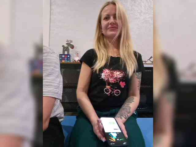 TotheMoonandBack webcam