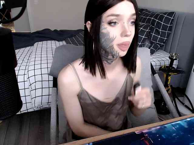 Tanya-M Live Webcam on BongaCams