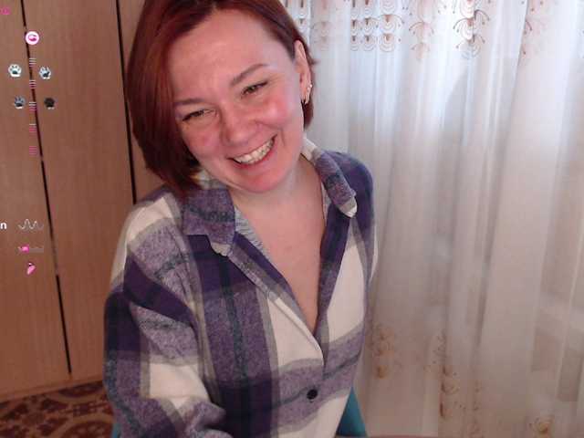 Julia99's BongaCams show and profile