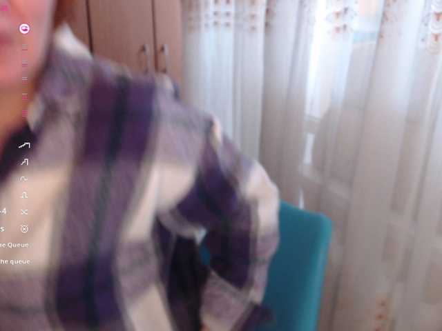 Julia99's BongaCams show and profile