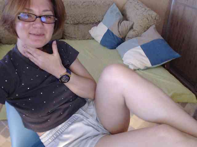Julia99 webcam