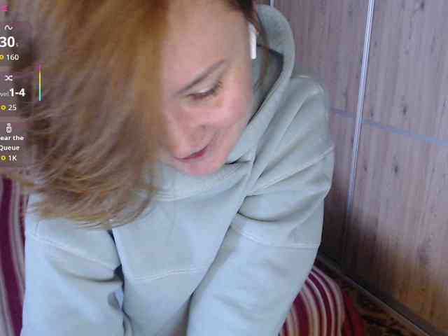 Julia99 webcam
