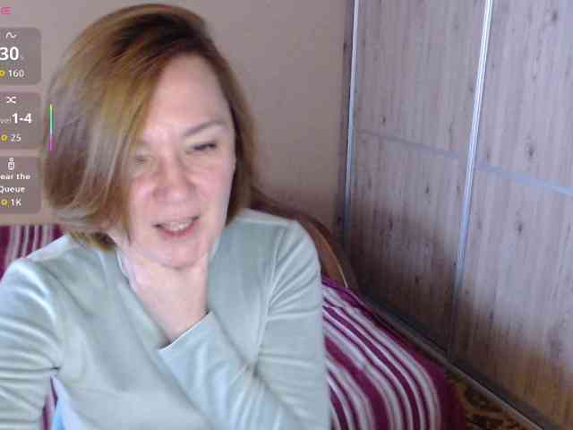 Julia99 webcam