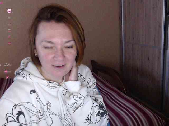 Julia99 webcam