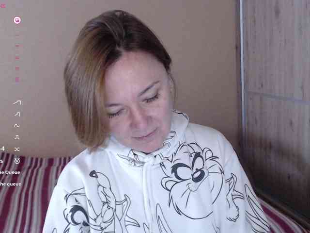 Julia99 webcam