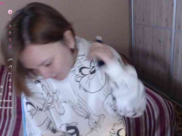 Julia99 webcam