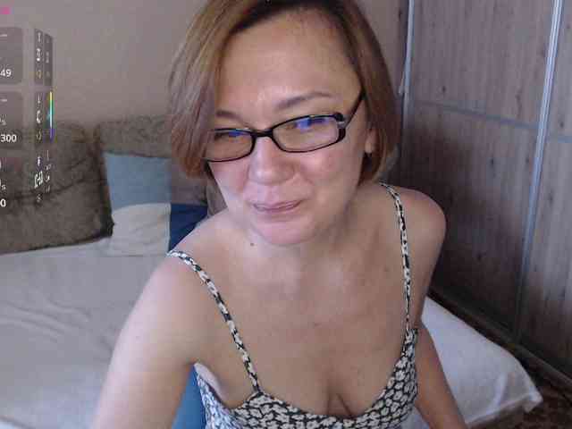 Julia99 webcam