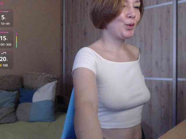 Julia99 webcam