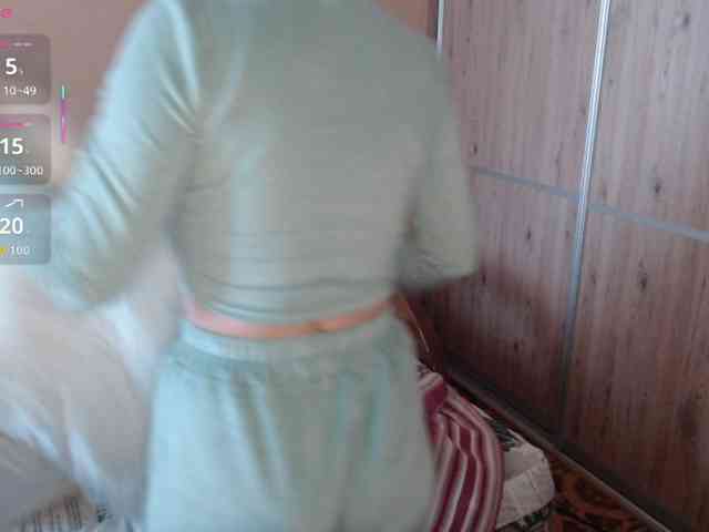 Julia99 webcam