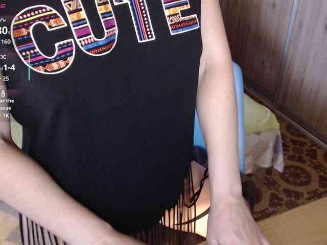 Julia99 webcam