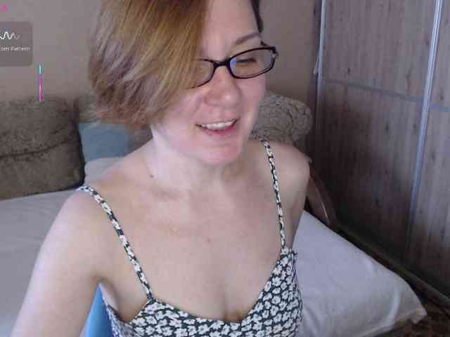 Julia99 webcam