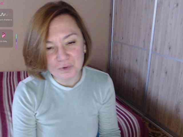 Julia99 webcam