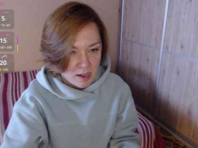 Julia99 webcam