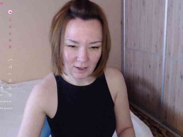 Julia99 webcam