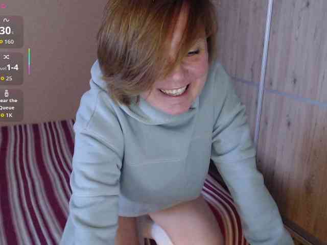 Julia99 webcam