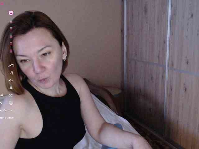 Julia99 webcam
