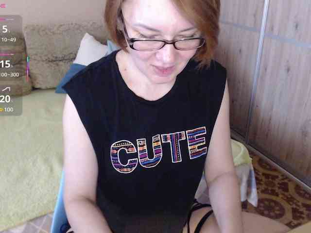 Julia99 webcam