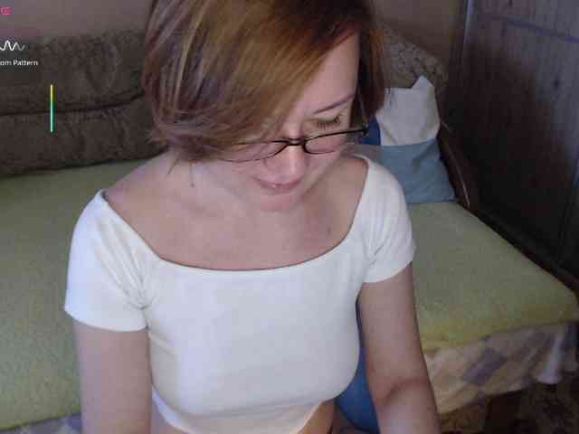 Julia99 webcam