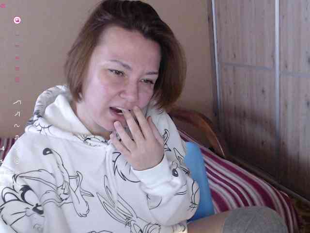 Julia99 webcam