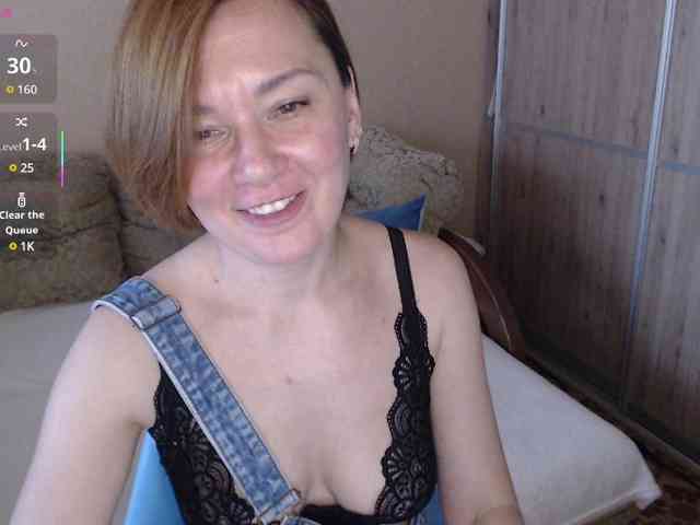 Julia99 webcam