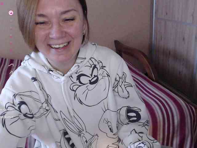 Julia99 webcam