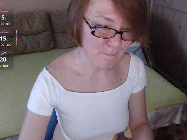 Julia99 webcam