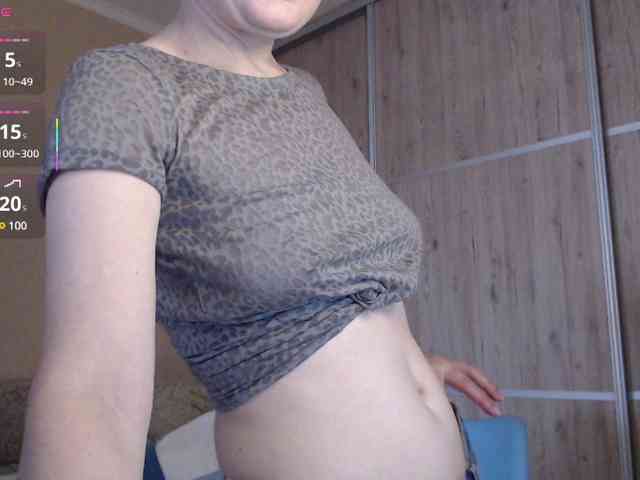 Julia99 webcam