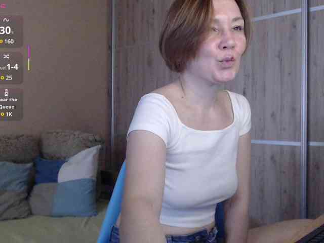 Julia99 webcam