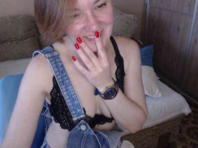 Julia99 webcam