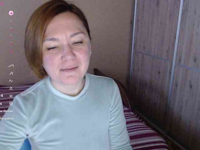 Julia99 webcam