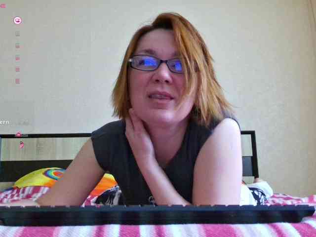 Julia99 webcam