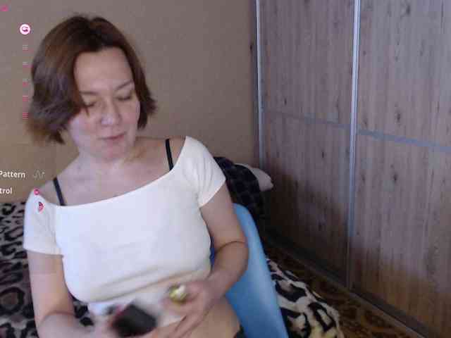 Julia99 webcam