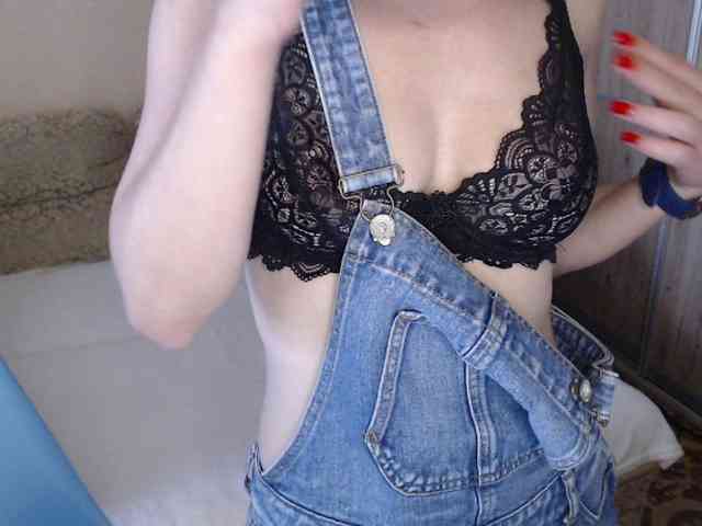 Julia99 webcam
